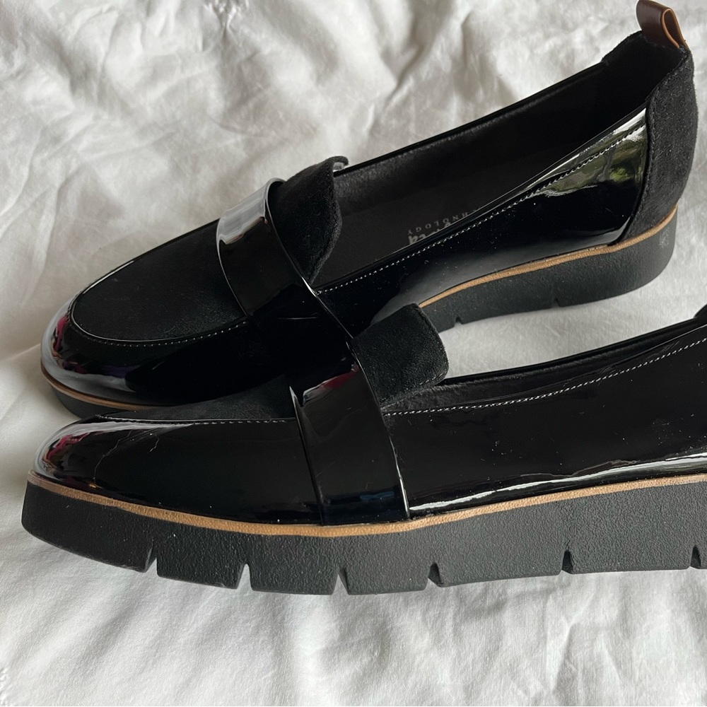 Dr Scholls patent and suede loafers 9.5 man made materials